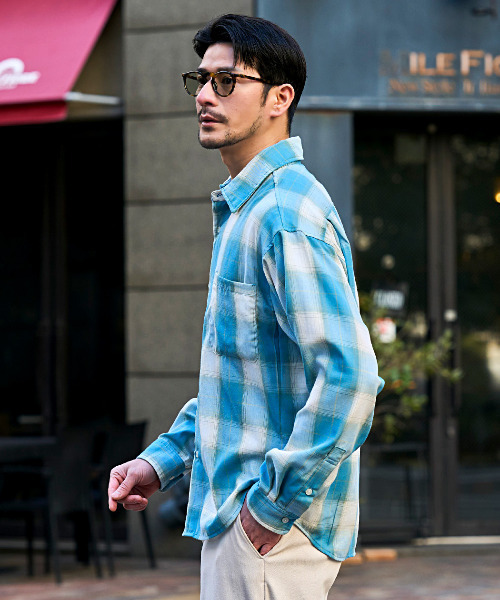 CavariA（キャバリア）の「『CavariA/キャバリア』先染め長袖シャツ（シャツ/ブラウス・メンズ・ホワイト/ブラック/ブルー・M/L/LL）」の10枚目の写真