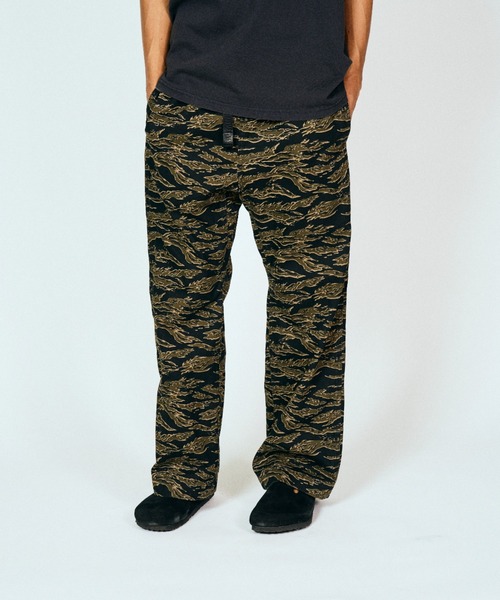 THRIFTY LOOK(スリフティールック)の「THRIFTY LOOK スリフティルック / printed 90s easy baggy pant(その他パンツ・メンズ・グリーン/ブラウン/タイガーカモ・LARGE/MEDIUM)」の5枚目の写真