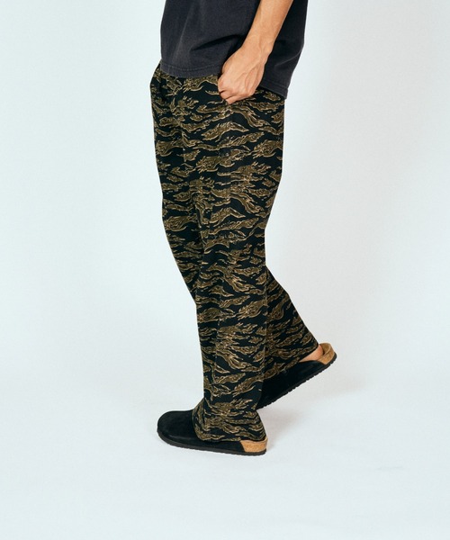 THRIFTY LOOK(スリフティールック)の「THRIFTY LOOK スリフティルック / printed 90s easy baggy pant(その他パンツ・メンズ・グリーン/ブラウン/タイガーカモ・LARGE/MEDIUM)」の7枚目の写真