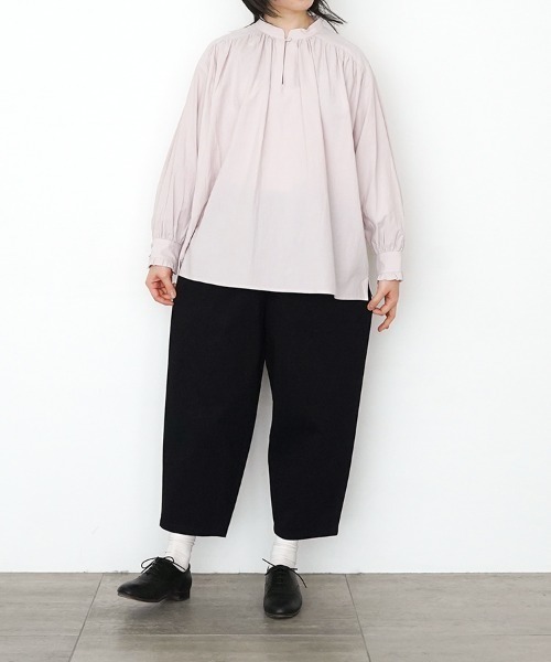 オローネ（オローネ）の「バルーンパンツ（その他パンツ・レディース・ライトベージュ/ブラック/アイボリー/ブルー系その他/クリーム・FREE）」の3枚目の写真