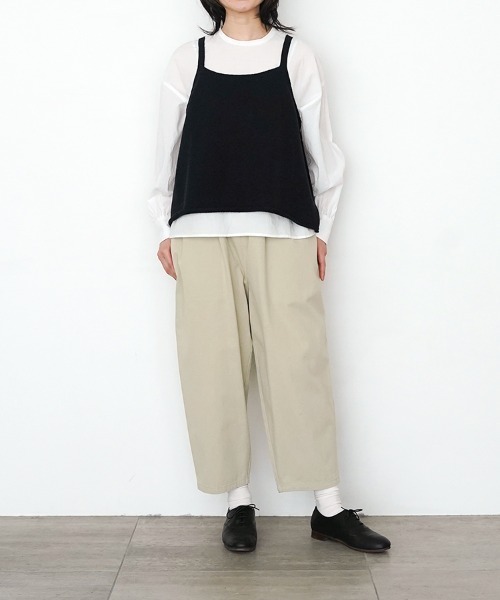 オローネ（オローネ）の「バルーンパンツ（その他パンツ・レディース・ライトベージュ/ブラック/アイボリー/ブルー系その他/クリーム・FREE）」の7枚目の写真
