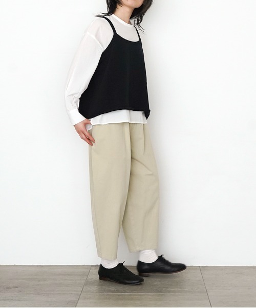オローネ（オローネ）の「バルーンパンツ（その他パンツ・レディース・ライトベージュ/ブラック/アイボリー/ブルー系その他/クリーム・FREE）」の8枚目の写真