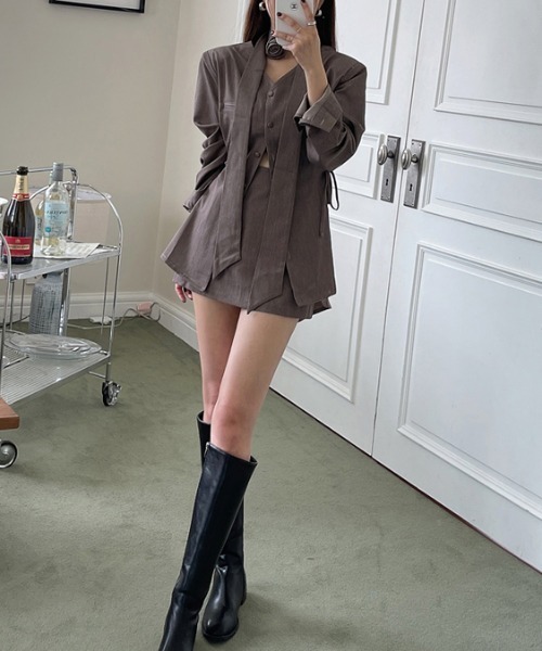 Aelina(エリナ)の「Vネックリボンセットアップ(セットアップ・レディース・グレー/ブラウン・FREE)」の11枚目の写真