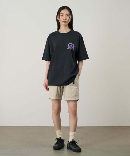 Gramicci（グラミチ）の「EQUIPPED FOR DIRT TEE / エクイップドフォーダートTシャツ Gramicci グラミチ（Tシャツ/カットソー・メンズ・オレンジ系その他/ブラック系その他/ホワイト・L/S/M/XL/XXL）」の2枚目の写真