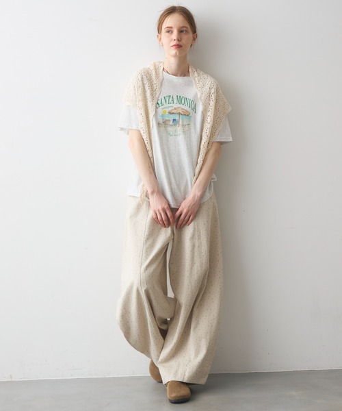 Crisp（クリスプ）の「フラワーワイドパンツ（その他パンツ・レディース・ベージュ/ダークグレー・FREE）」の2枚目の写真