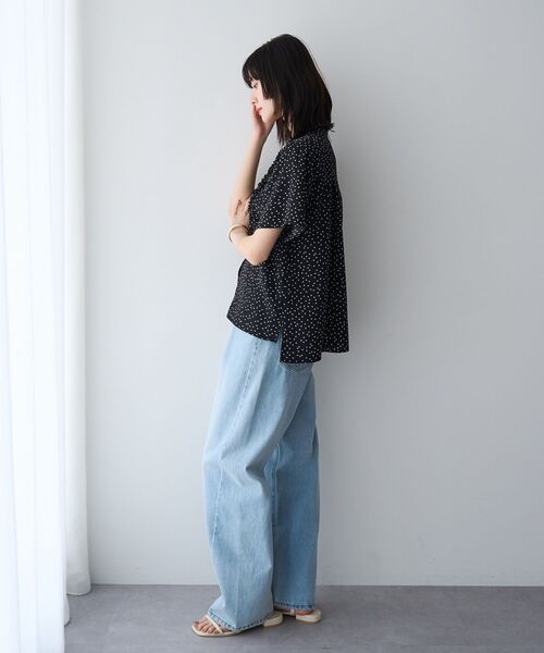 YECCA VECCA(イェッカヴェッカ)の「フリルデザインブラウス(シャツ/ブラウス・レディース・サックスブルー/ドット/オフホワイト・FREE)」の20枚目の写真