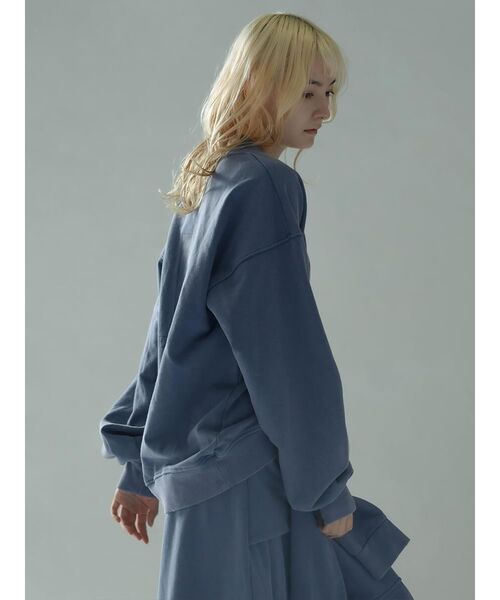 :ETHROF(イーサオブ)の「V-NECK BLEACH SWEAT PULLOVER(スウェット・レディース・ピンク系その他2/スカイブルー・MEDIUM)」の18枚目の写真