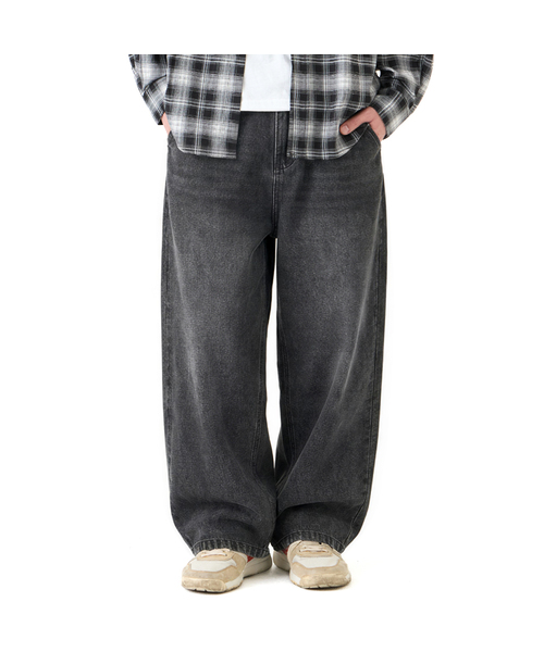 GRAYBLVD(グレイブラバット)の「ウェスリーウォッシュドデニムパンツ(ブラック)(デニムパンツ・レディース・その他・SMALL/MEDIUM/LARGE/X-LARGE)」の1枚目の写真
