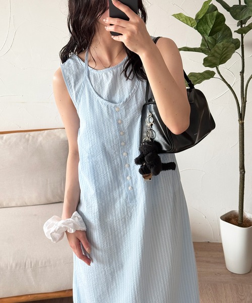 MUHET(ミュエータ)の「docking seersucker halter neck dress / ドッキングシアサッカーホルターネックワンピース(ワンピース・レディース・ブラック/ライトブルー/ネイビー・FREE)」の7枚目の写真