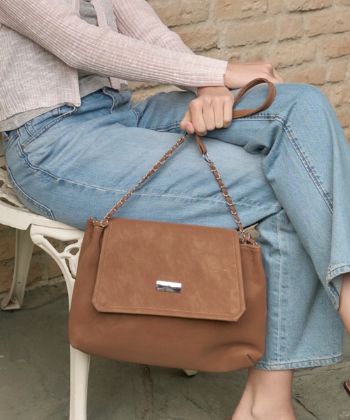 Birthday room(バースデイルーム)の「チェーンショルダーバック/chain shoulder bag(ショルダーバッグ・レディース・ブラック/ダークブラウン/キャメル・FREE)」の19枚目の写真