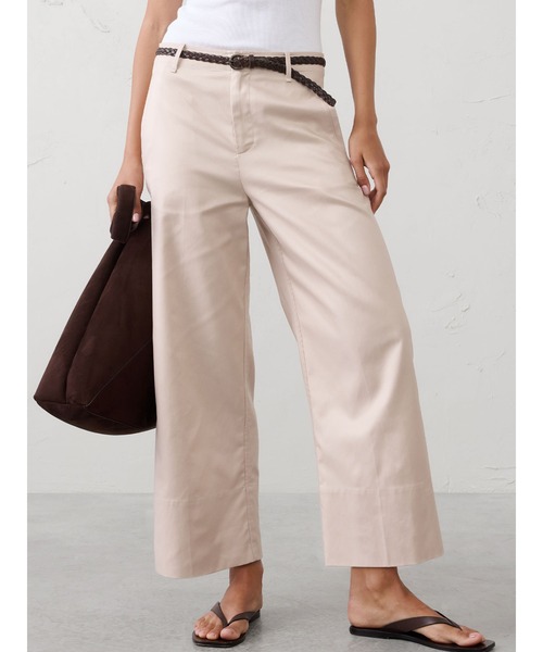 BANANA REPUBLIC FACTORY STORE(バナナリパブリック ファクトリーストア)の「BANANA REPUBLIC FACTORY STORE ハイライズ ワイドレッグ クロップドパンツ(その他パンツ・レディース・ベージュ/ブルー系その他/ライトベージュ/ブラウン・0/2/4/6/8)」の3枚目の写真