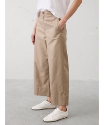 BANANA REPUBLIC FACTORY STORE（バナナリパブリック ファクトリーストア）の「BANANA REPUBLIC FACTORY STORE  ワイドレッグ ハイライズ クロップド パンツ（その他パンツ）」