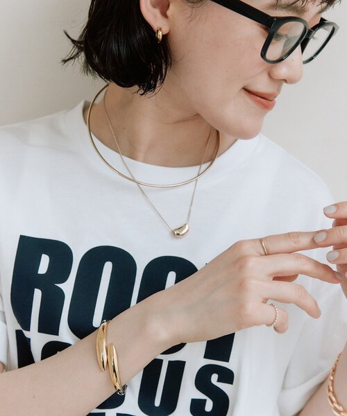 RIVE DROITE(リヴドロワ)の「【主張しすぎないミニマルな印象に】バネバングル(ブレスレット・レディース・ゴールド/シルバー・FREE)」の13枚目の写真