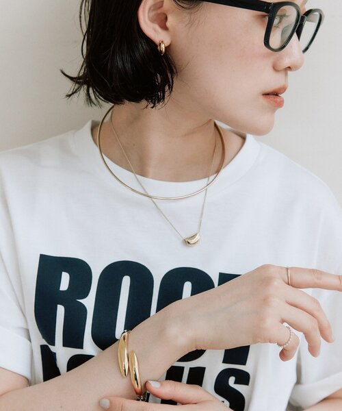 RIVE DROITE(リヴドロワ)の「【主張しすぎないミニマルな印象に】バネバングル(ブレスレット・レディース・ゴールド/シルバー・FREE)」の14枚目の写真