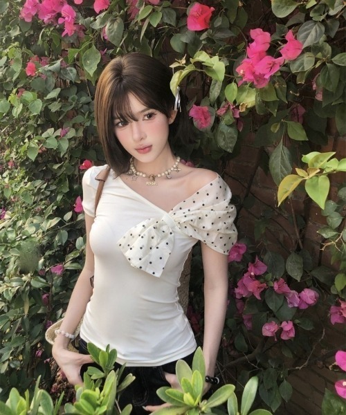 Ritzy(リッツィー)の「ドット柄リボンワンショルダートップス(Tシャツ/カットソー・レディース・ホワイト・L/M/S)」の10枚目の写真