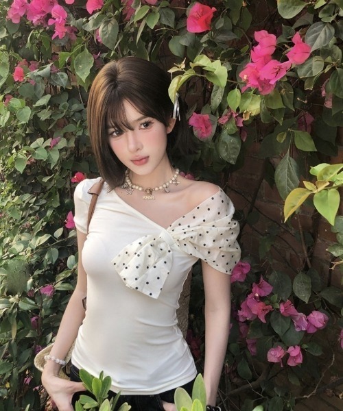 Ritzy(リッツィー)の「ドット柄リボンワンショルダートップス(Tシャツ/カットソー・レディース・ホワイト・L/M/S)」の15枚目の写真