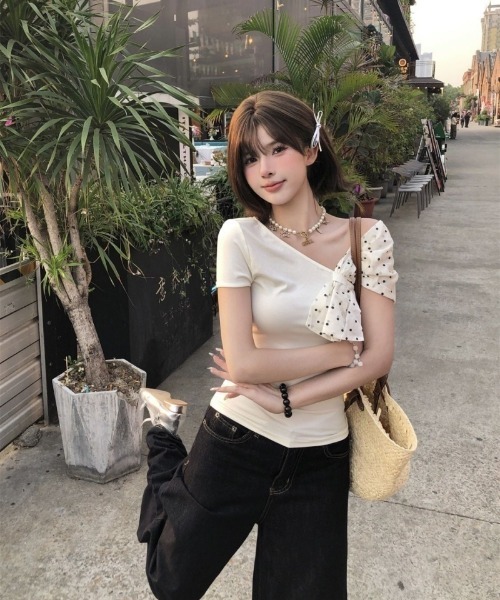 Ritzy(リッツィー)の「ドット柄リボンワンショルダートップス(Tシャツ/カットソー・レディース・ホワイト・L/M/S)」の18枚目の写真