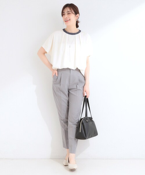 SHOO・LA・RUE（シューラルー）の「【ひんやり/UV/通勤】洗濯後しわになりにくい 上品配色ブラウス（シャツ/ブラウス・レディース・ブルー系4/ネイビー系4/ホワイト系7・04/01/02/03）」の20枚目の写真