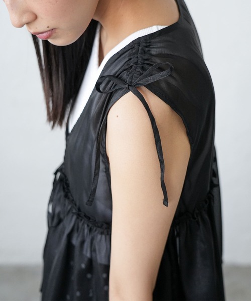 mili an deni(ミリアンデニ)の「ギャザーリボンベスト(ベスト・レディース・ブラック/チャコールグレー・M)」の15枚目の写真