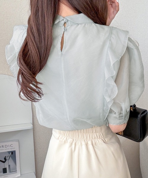 mily bilet（ミウィビレット）の「【mily bilet】一枚で主役級の存在感。女性らしさを引き立てるシアーブラウス。シアーフリルボウタイリボンブラウス(5分袖)（シャツ/ブラウス・レディース・ピンク/ブルー/アイボリー・SMALL/LARGE/MEDIUM/X-LARGE）」の14枚目の写真