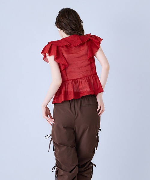 Audie a Muses(オーディアミューズ)の「前開きフロントダブルフリルブラウス(シャツ/ブラウス・レディース・レッド/ブラウン/オフホワイト・38/42)」の9枚目の写真