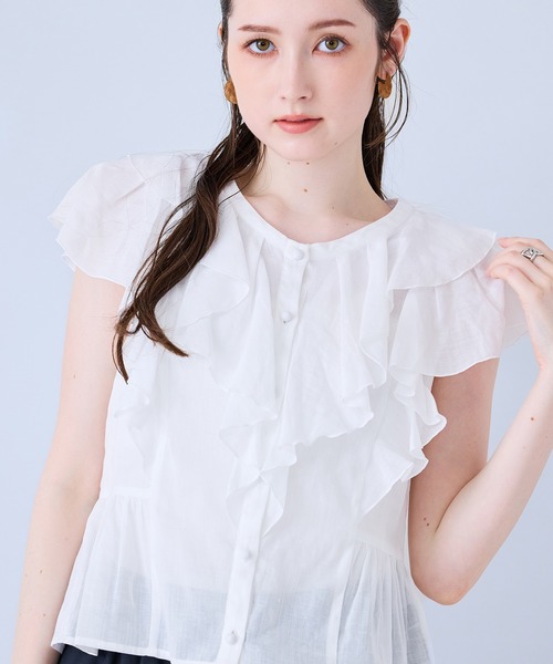 Audie a Muses(オーディアミューズ)の「前開きフロントダブルフリルブラウス(シャツ/ブラウス・レディース・レッド/ブラウン/オフホワイト・38/42)」の17枚目の写真