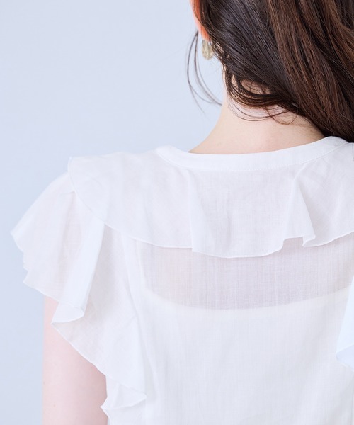 Audie a Muses(オーディアミューズ)の「前開きフロントダブルフリルブラウス(シャツ/ブラウス・レディース・レッド/ブラウン/オフホワイト・38/42)」の18枚目の写真