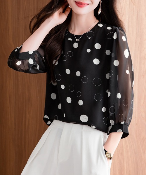 ONEP STAR(ワンピスター)の「シフォン透けドットブラウス(シャツ/ブラウス・レディース・ブラック・X-LARGE/LARGE/MEDIUM)」の1枚目の写真