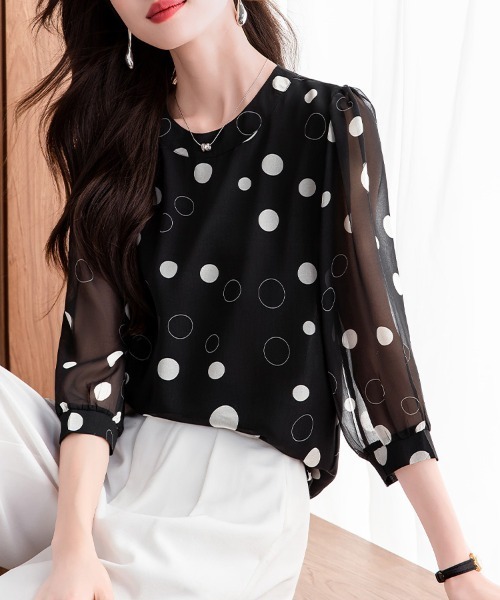 ONEP STAR(ワンピスター)の「シフォン透けドットブラウス(シャツ/ブラウス・レディース・ブラック・X-LARGE/LARGE/MEDIUM)」の3枚目の写真