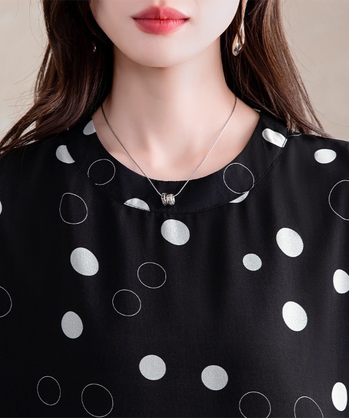 ONEP STAR(ワンピスター)の「シフォン透けドットブラウス(シャツ/ブラウス・レディース・ブラック・X-LARGE/LARGE/MEDIUM)」の11枚目の写真
