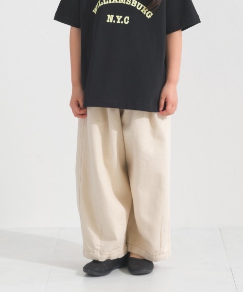 OMNES(オムネス)の「キッズ ウォッシュ加工 デニムサーカスバルーンパンツ(デニムパンツ・キッズ・ブルー/インディゴブルー/キナリ・LARGE/MEDIUM)」の4枚目の写真