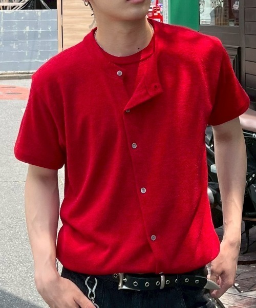 Chikashitsu +(チカシツプラス)の「【Chikashitsu +】sleek layered button half sleeve tee (4color) / 【チカシツプラス】スリークレイヤードボタン半袖カーディガンシャツ<着用動画あり>(Tシャツ/カットソー・メンズ・ブラック/グレー/ホワイト/レッド・ONE SIZE)」の18枚目の写真