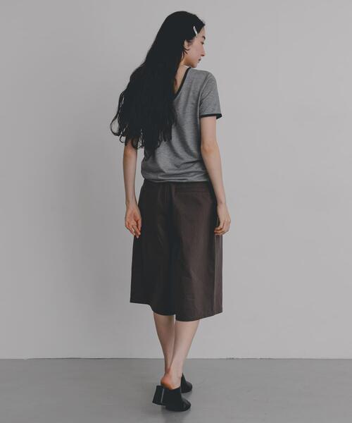 SENSE OF PLACE by URBAN RESEARCH(センスオブプレイスバイアーバンリサーチ)の「チノバミューダベルトパンツ(その他パンツ・レディース・ベージュ/チャコールグレー・MEDIUM/SMALL)」の10枚目の写真