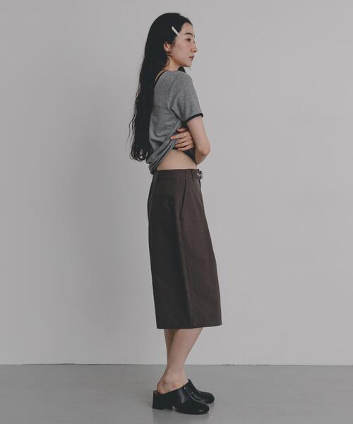 SENSE OF PLACE by URBAN RESEARCH(センスオブプレイスバイアーバンリサーチ)の「チノバミューダベルトパンツ(その他パンツ・レディース・ベージュ/チャコールグレー・MEDIUM/SMALL)」の11枚目の写真