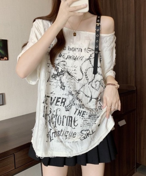 SHEPP(シープ)の「クラッシュジャガード パンクグラフィック ハーフスリーブオーバーサイズTシャツ(Tシャツ/カットソー・レディース・アイボリー/ダークグレー・M/L)」の6枚目の写真