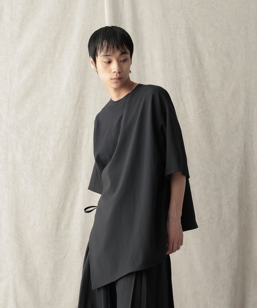 HARE(ハレ)の「【NARRIL】JIMBE-style Asymmetric Pullover(Tシャツ/カットソー・メンズ・ブラック・FREE)」の4枚目の写真