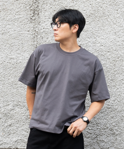 EXCURSE(エクスカース)の「オーバーサイズクロップショートスリーブダークグレー(Tシャツ/カットソー・メンズ・その他・2/1)」の1枚目の写真