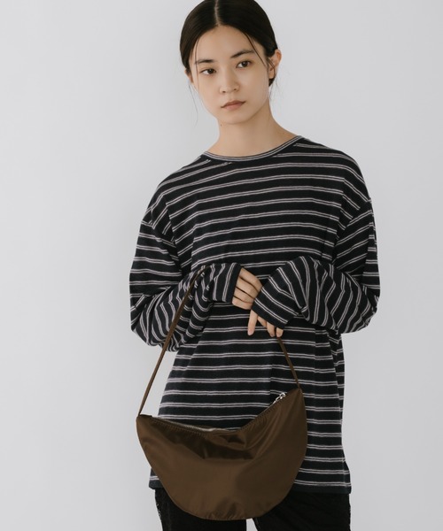 duei(デュイ)の「ラウンドミニナイロンワンショルダーバッグ(ショルダーバッグ・レディース・ブラウン/グリーン/ブラック・FREE)」の11枚目の写真