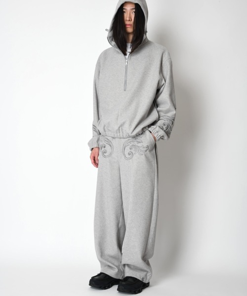 SUPERTHANKS（スーパーサンクス）の「＜オリジナル刺繍＞ストレッチウールハーフジップフーディStretch wool like Half zip hoodie（パーカー・メンズ・ブラック/グレー・L/M/S）」の20枚目の写真