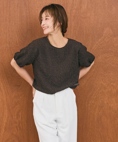 coca(coca)(コカ)の「【西山茉希様着用】表面感 パフスリーブブラウス(シャツ/ブラウス・レディース・ブラック/ブラウン・S/L/M)」の4枚目の写真