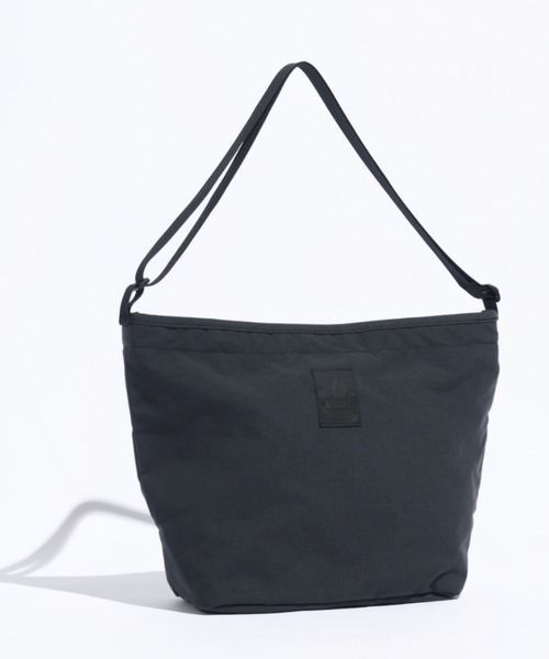 SIERRA DESIGNS(シェラデザイン)の「500mlペットボトル収納可能【SIERRA DESIGNS】BLACK SHOULDER BAG(ショルダーバッグ・レディース・ブラック・ONE SIZE)」の2枚目の写真