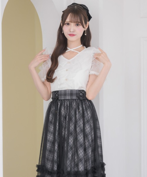 couture BY ROJITA(クチュールバイロジータ)の「レースフリルオフショルトップス(Tシャツ/カットソー・レディース・ボルドー/ブラック/ホワイト・FREE)」の18枚目の写真