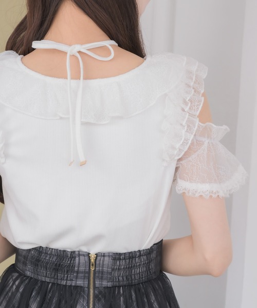 couture BY ROJITA(クチュールバイロジータ)の「レースフリルオフショルトップス(Tシャツ/カットソー・レディース・ボルドー/ブラック/ホワイト・FREE)」の22枚目の写真