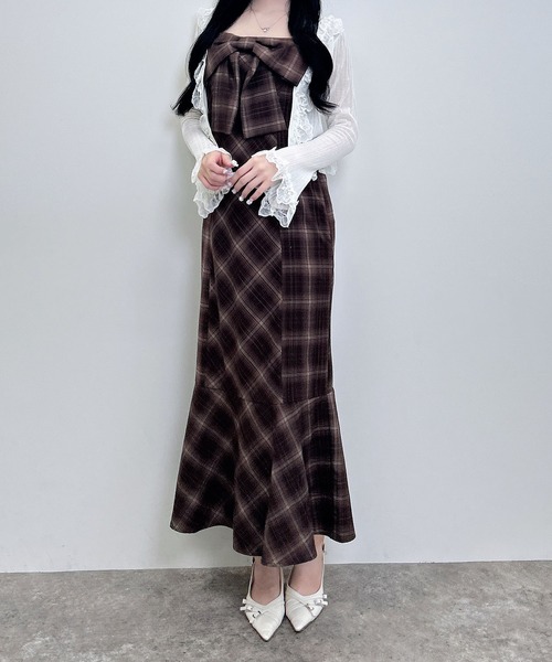 INGNI(イング)の「【WEB限定】フリルレースドッキングシアーリブカーディガン(カーディガン/ボレロ・レディース・ブラック/ボルドー/アイボリー・M)」の6枚目の写真