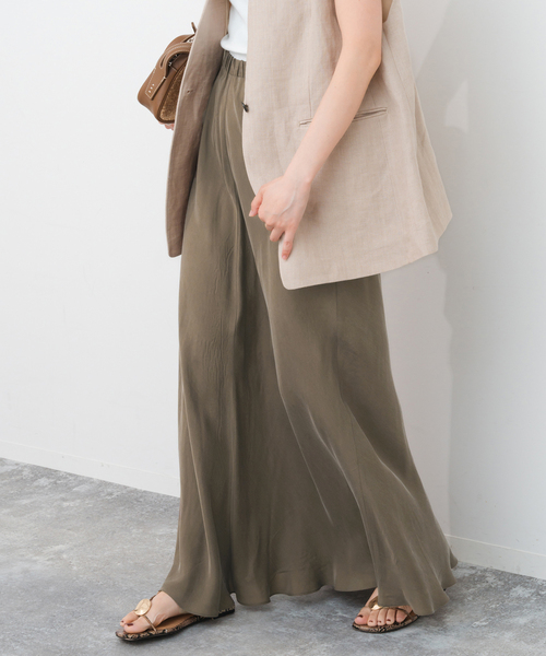 Spick & Span(スピックアンドスパン)の「《追加2》ウォッシャブルキュプラフレアスカート(スカート・レディース・カーキ/ベージュ系その他/ブラックミックス・38/36)」の3枚目の写真