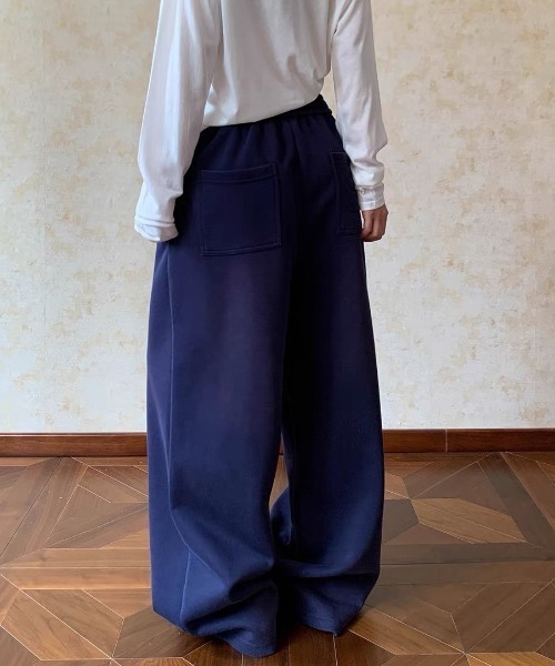 Vipoa(ヴィポア)の「Logo design sweat pants(スウェットパンツ・レディース・イエロー/ネイビー・FREE)」の7枚目の写真