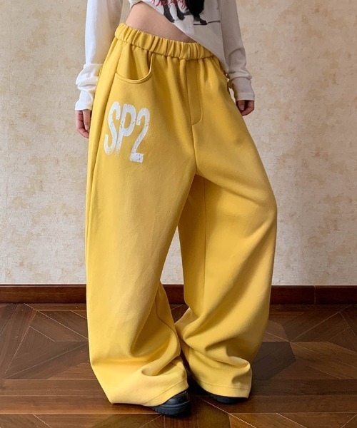 Vipoa(ヴィポア)の「Logo design sweat pants(スウェットパンツ・レディース・イエロー/ネイビー・FREE)」の16枚目の写真