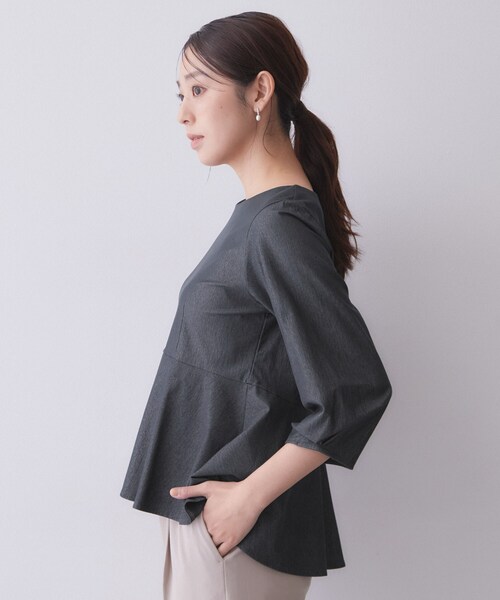 index(インデックス)の「バックパール調ペプラムトップス【洗濯機OK】(Tシャツ/カットソー・レディース・ブルー系その他/ナチュラル/スミクロ・36/38/40/42)」の12枚目の写真