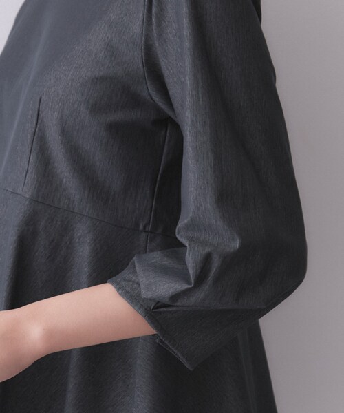 index(インデックス)の「バックパール調ペプラムトップス【洗濯機OK】(Tシャツ/カットソー・レディース・ブルー系その他/ナチュラル/スミクロ・36/38/40/42)」の15枚目の写真