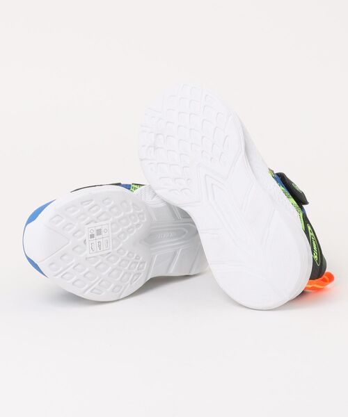 SKECHERS(スケッチャーズ)の「SKECHERS スケッチャーズ S LIGHTS-METEOR-LIGHTS 2.0【光る靴/オンオフボタン付き】キッズスニーカー 子供靴(Sライツメテオライツ)(スニーカー・キッズ・ブルー系その他/ブルー系その他2・17.0cm/18.0cm/19.0cm/20.0cm)」の4枚目の写真